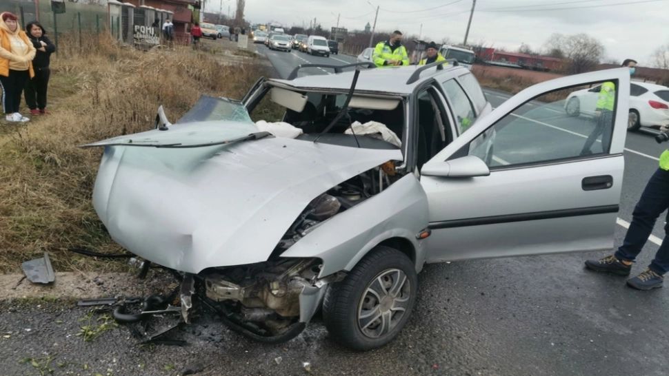 Accident DN2 E85, în localitatea Potârnichești