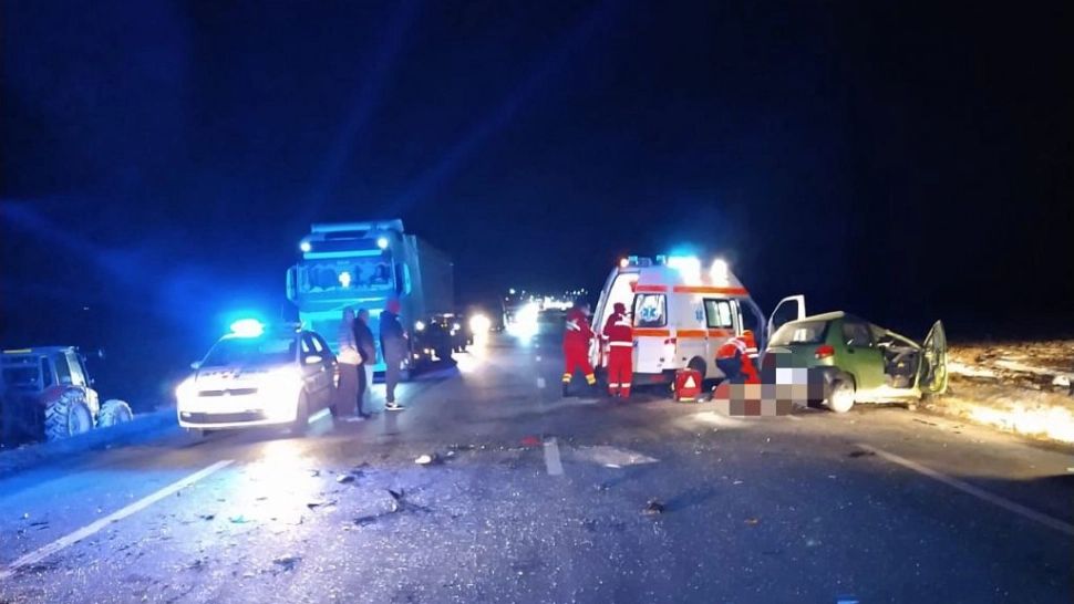 1 mort și 2 răniţi în urma unui accident teribil pe DN2