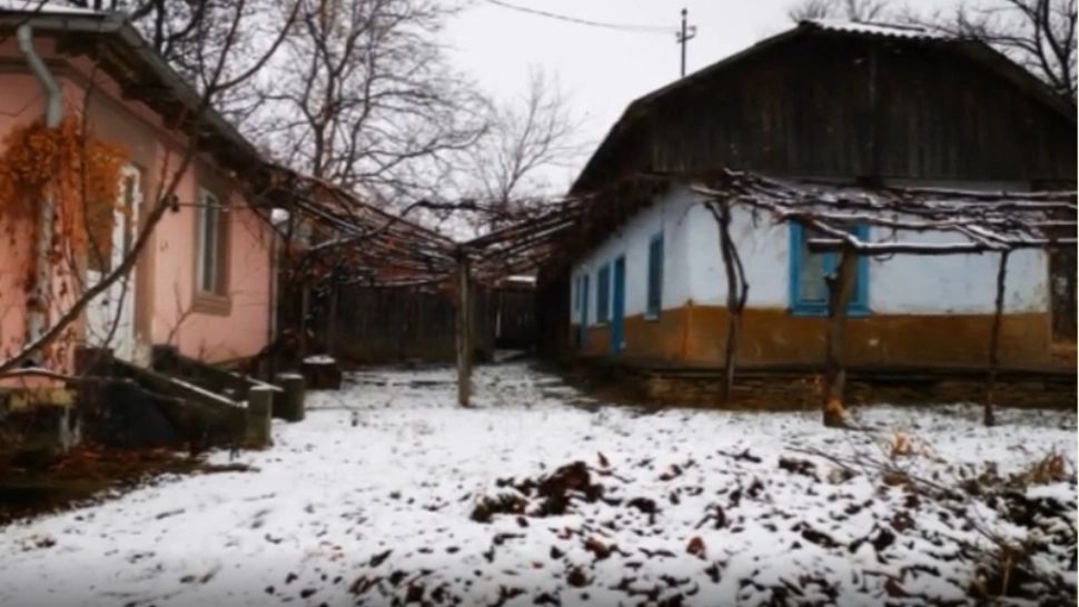 Casa natală a profesorului sucevean / Captură video