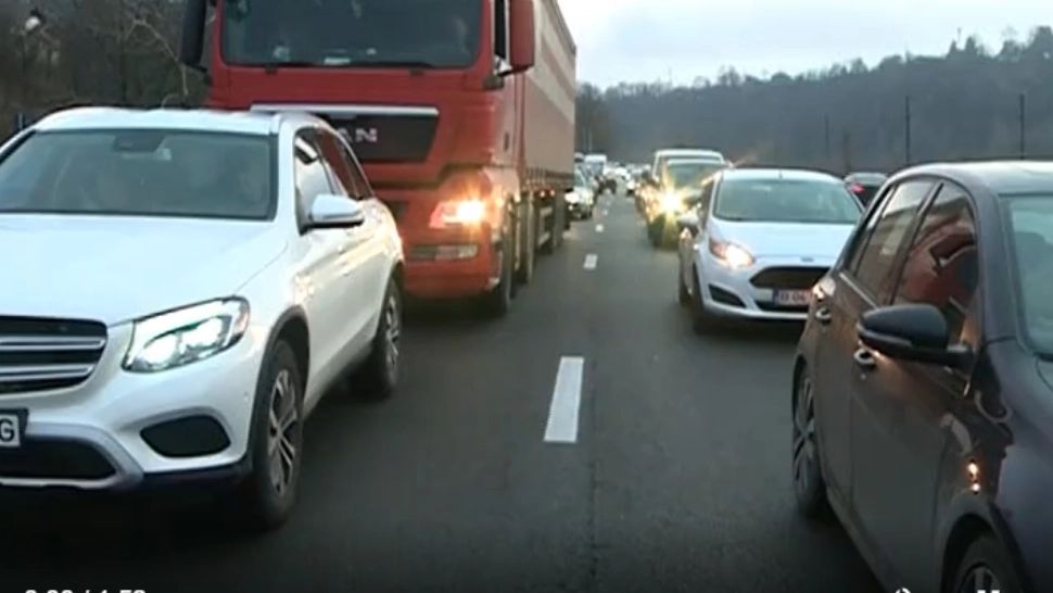 Trafic îngreunat pe DN1