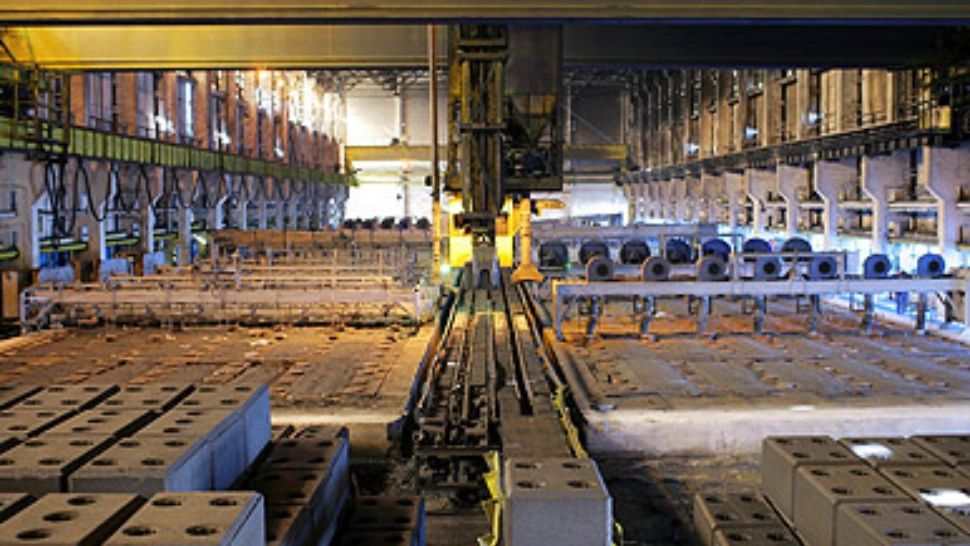 Criza energiei lovește puternic! O altă companie din România își reduce producția - Ce se întâmplă cu angajații 