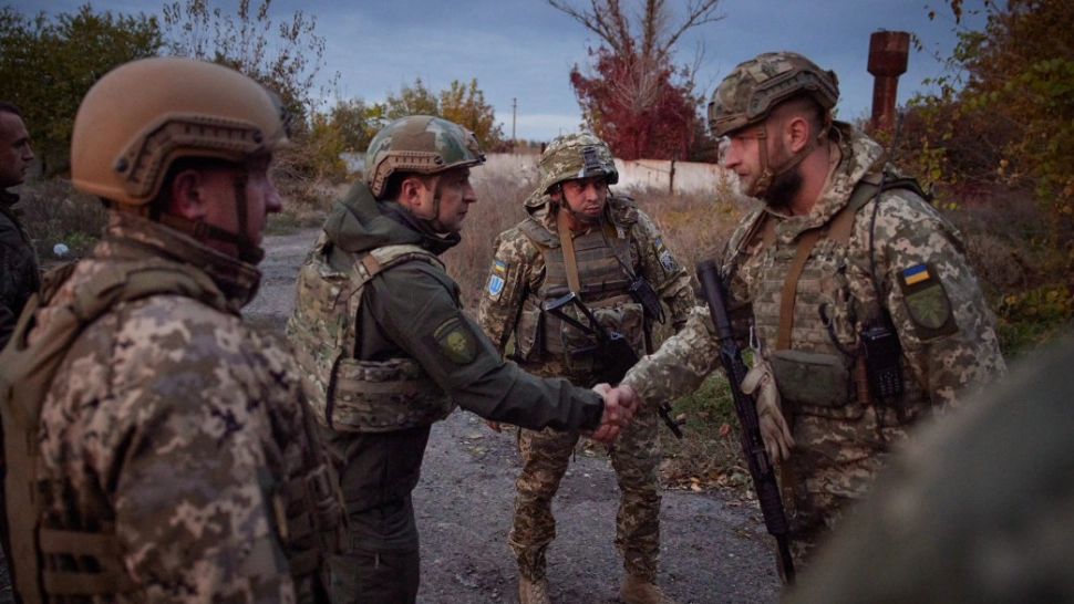 Președintele Ucrainei pe frontul din Donbas FOTO: Profimedia 