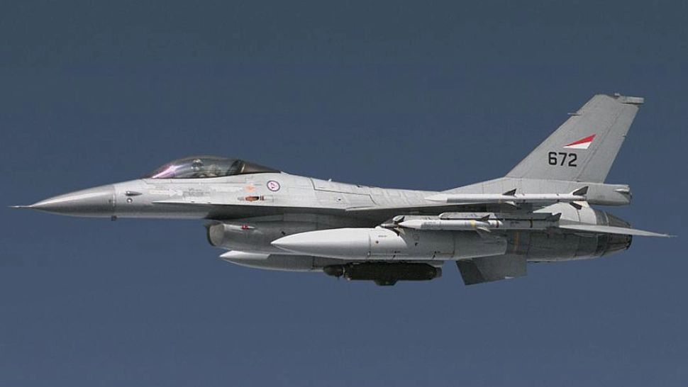 Avion F-16 FOTO: Wiki