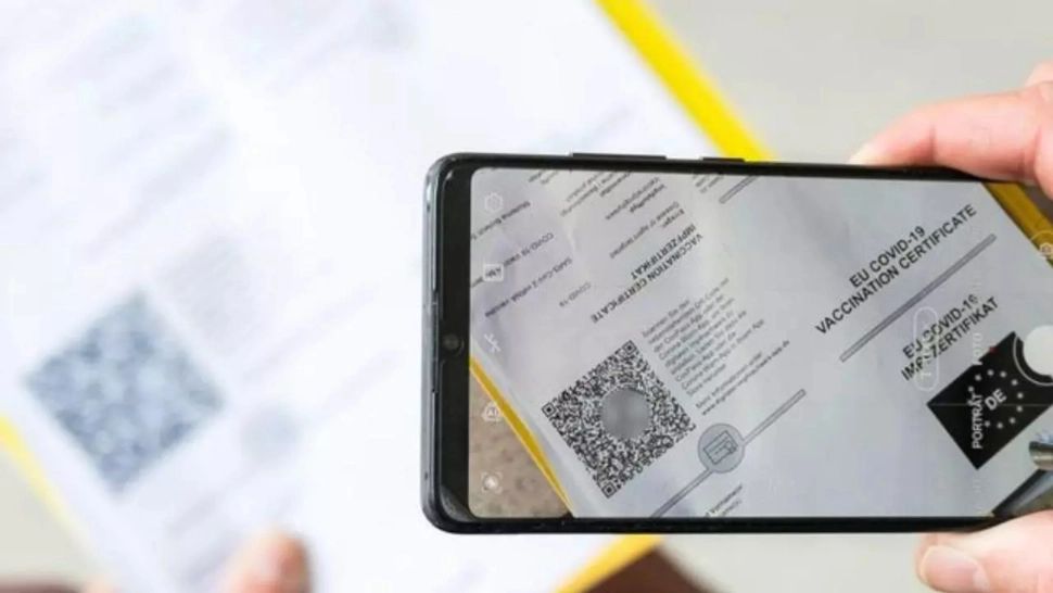 Peste 200.000 de persoane și-au scos certificat digital la intrarea în România