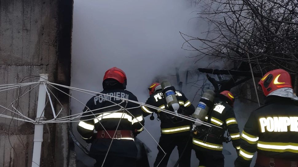 Incendiu la o baracă, în Oradea