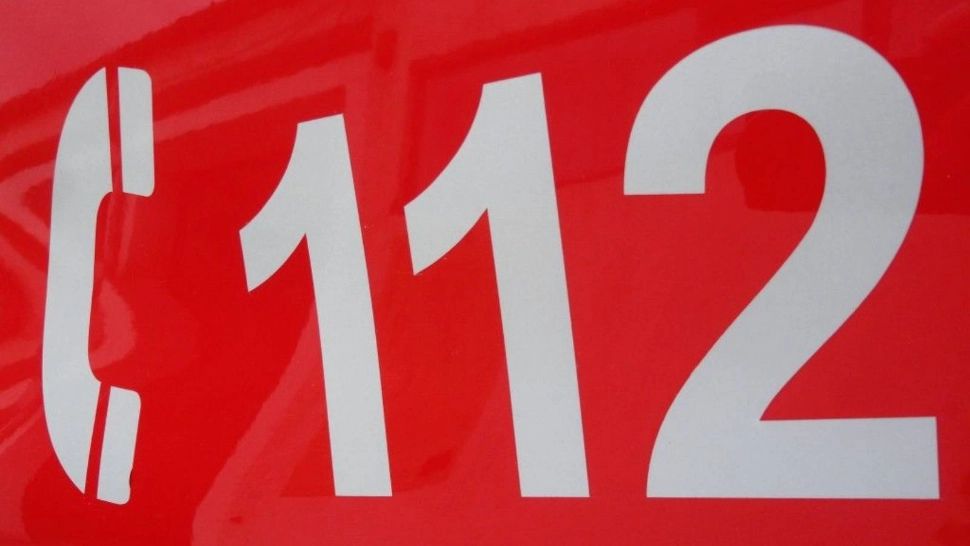 CRIMĂ între vecini anunțată la 112, în Dâmbovița - De la ce a pornit conflictul între cei doi bărbați