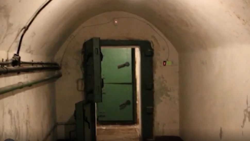Buncăre secrete la combinatul siderurgic Hunedoara/ Captură video