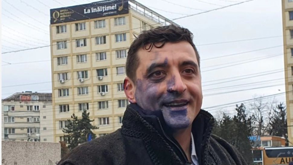Georghe Simion stropit cu cerneală (arhivă)