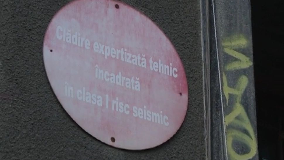 Clădire cu risc seismic / Captură video