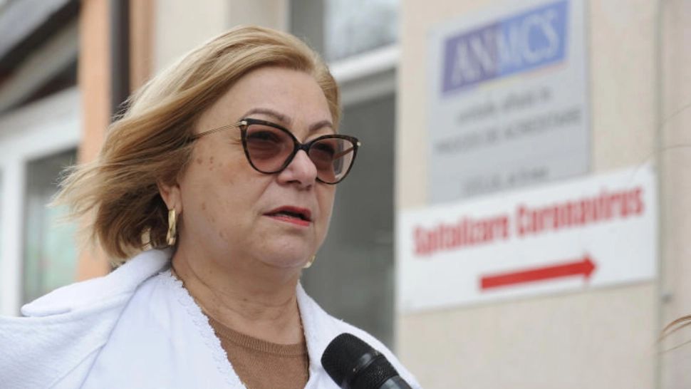 Carmen Dorobat medic primar infecționist 
