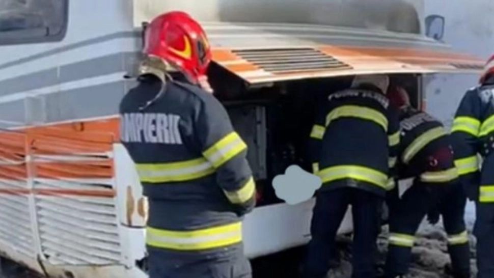 Incendiu autocar