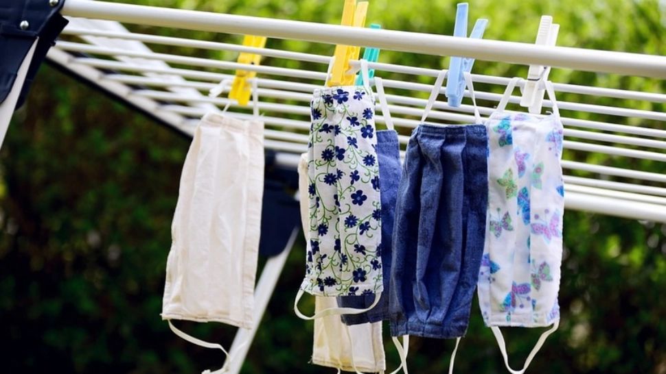 Amendă uriașă pentru cei care poartă mască textilă