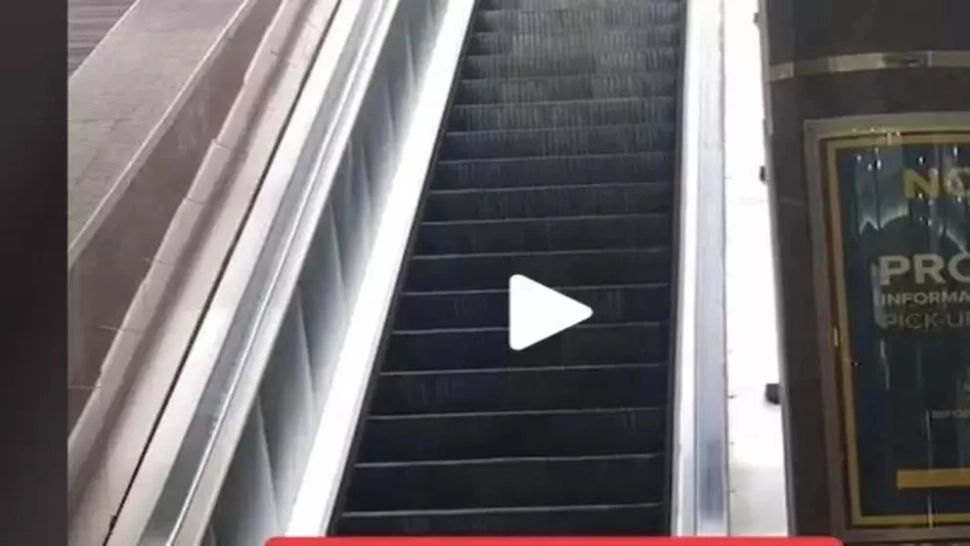Imagini virale de la metrou