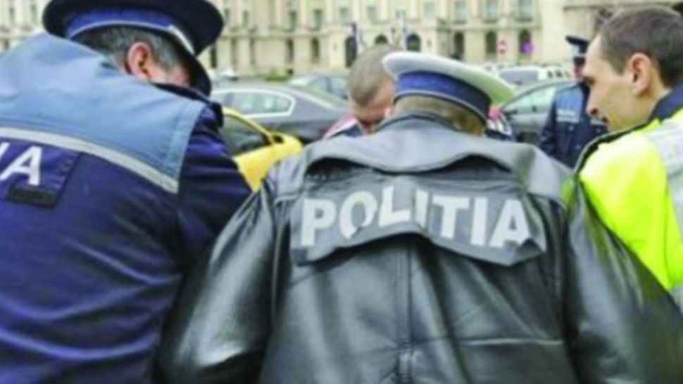 Polițiștii protestează