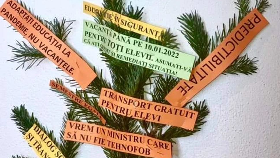 Răspunsul lui Sorin Cîmpeanu după protestul „cu sorcova” al elevilor și părinților la Ministerul Educației - Ce a promis