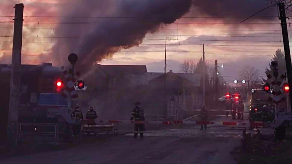 Trenuri blocate din cauza locomotivei care a luat foc