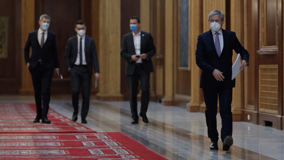 Dacian cioloș a lăsat liber fotoliul de șef la USR. Foto/Inquam Photos/Octav Ganea