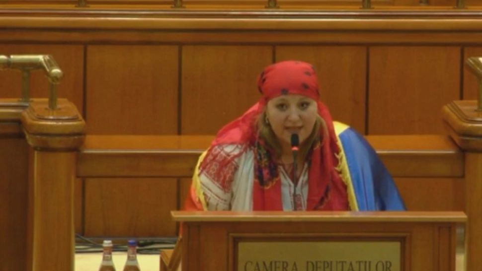 Diana Șoșoacă in plen (captură video)