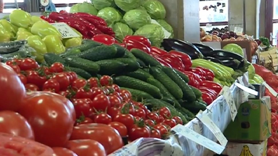 Legume în piață / Captură video