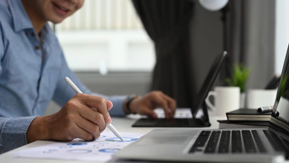 Munca birou FOTO: Profimedia 