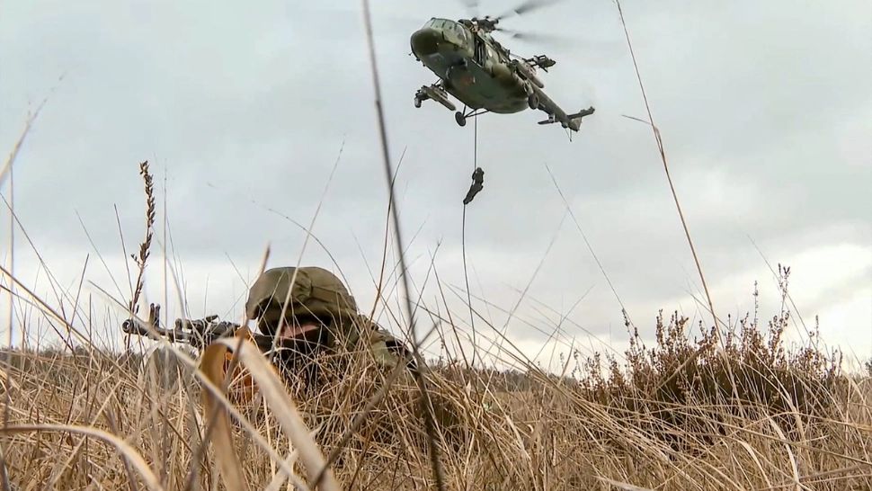 Șeful NATO reclamă un joc dublu al Rusiei / Foto: Profi Media
