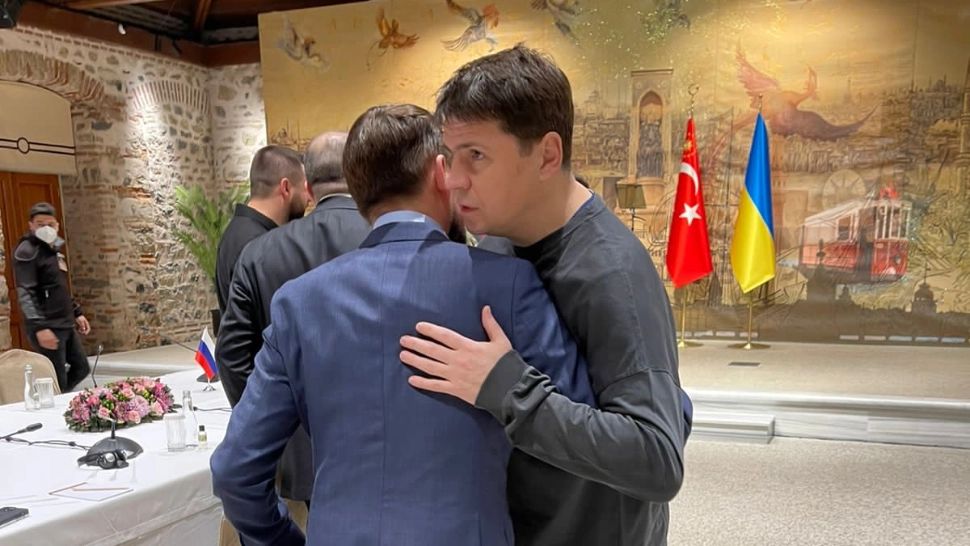 Mihailo Podoliak (dreapta) / Foto: Twitter