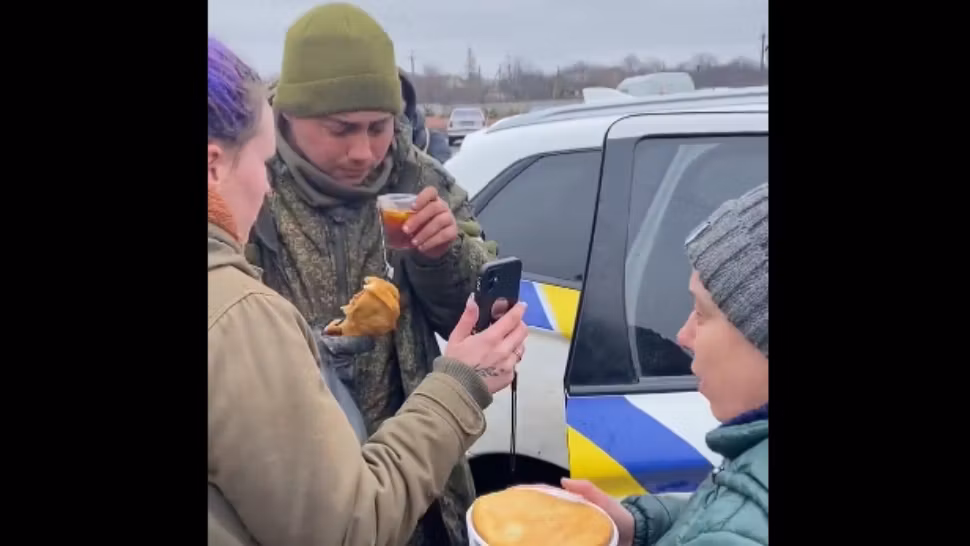 Soldat rus, în lacrimi / Captură video Twitter