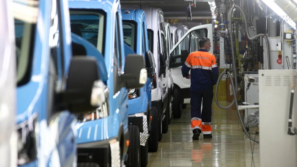 Încă un constructor auto își închide afacerile din Rusia. Foto/Profimedia