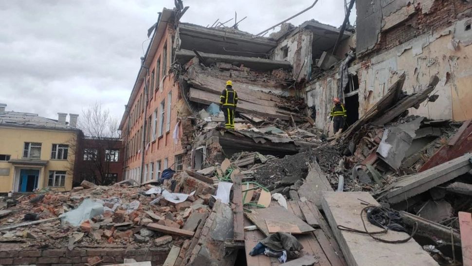 Școală bombardată în Chernihiv / Profimedia