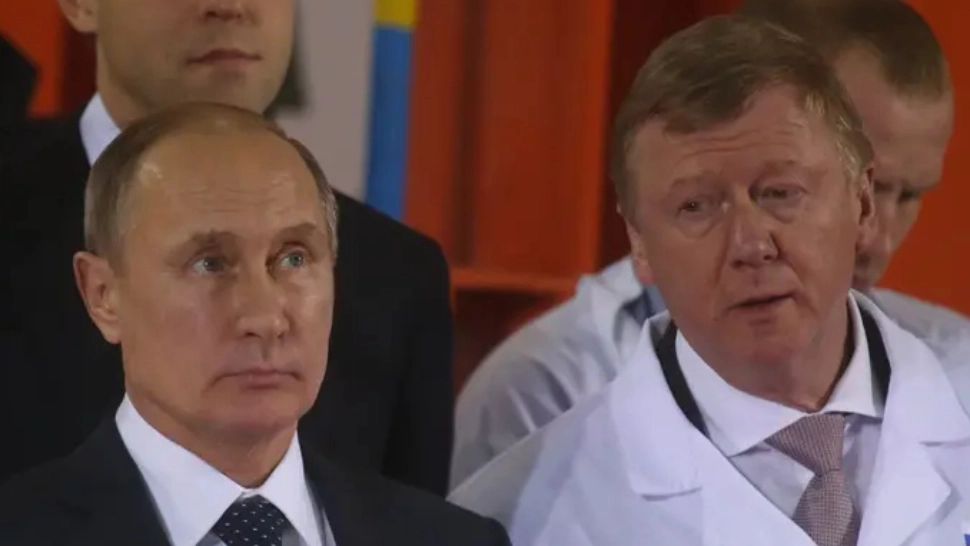 Vladimir Putin, părăsit de cel mai vechi om al său - Anatoli Ciubais