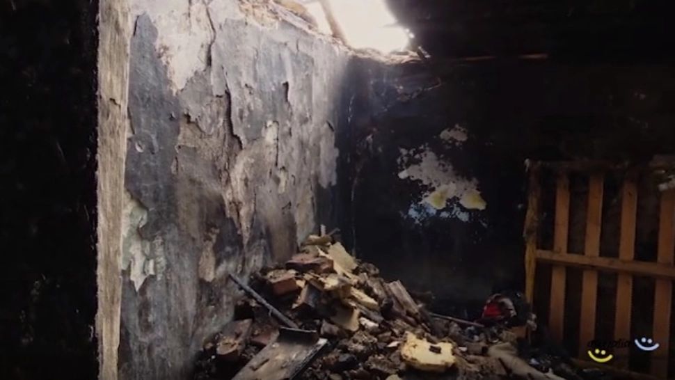 O bătrână a rămas fără casă, în prag de Paște