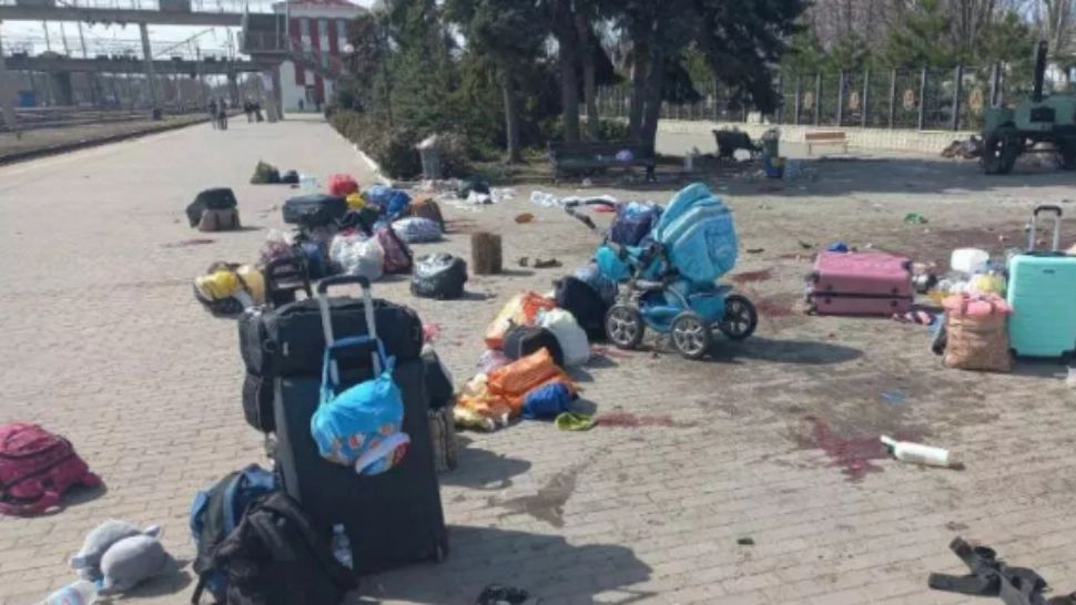 Atac cu rachete în gara din Kramatorsk, Donețk/ Twitter Dmitri Kuleba