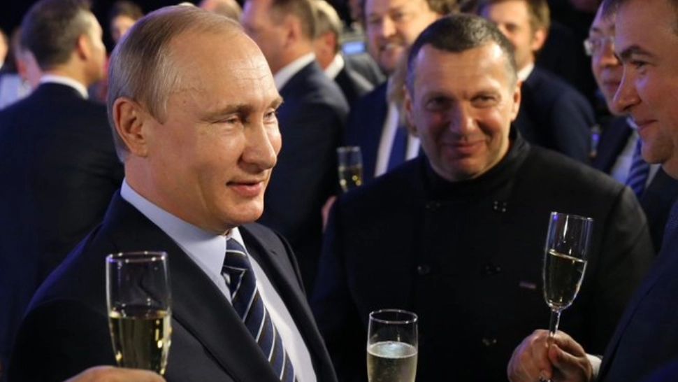Vladimir Putin și realizatorul TV Vladimir Soloviov