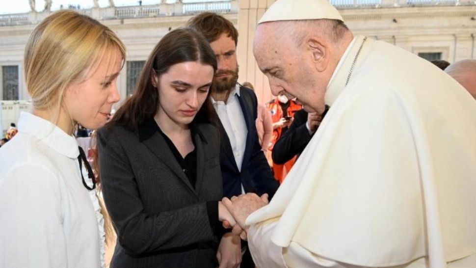 Mesaj emoționant al soțiilor luptătorilor ucraineni din Azovstal către Papa Francisc Foto: Vaticannews.va