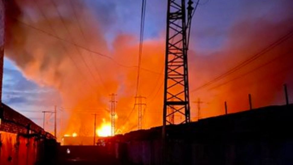 EXPLOZII la Liov: Rusia a atacat cu rachete Kalibr