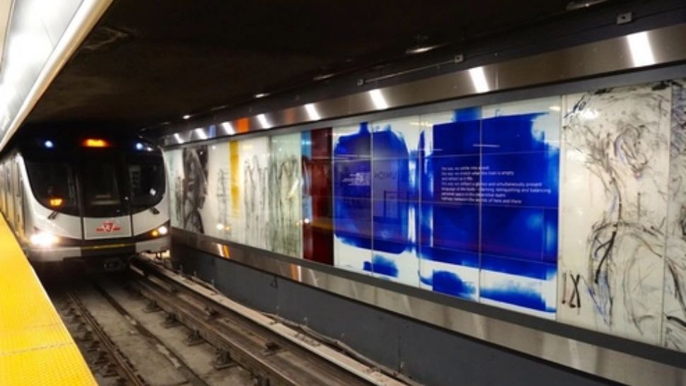 Alertă cu BOMBĂ la metrou Victoriei