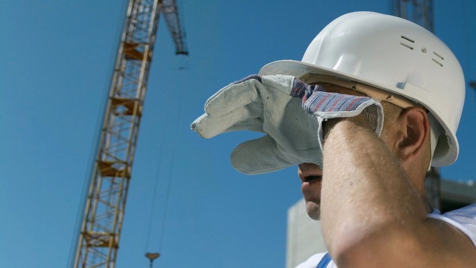 MORT pe șantier! Un angajat al unei firme de construcţii a decedat după ce i s-a făcut rău la locul de muncă