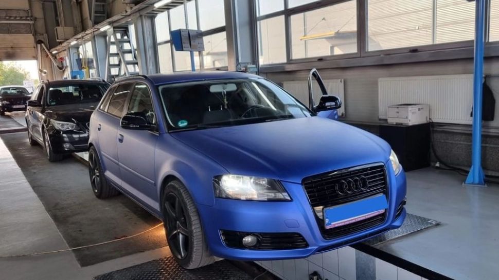 Inspectorii RAR, uimiți de improvizația unui român cu Audi - se activa prin telecomandă din torpedou - FOTO