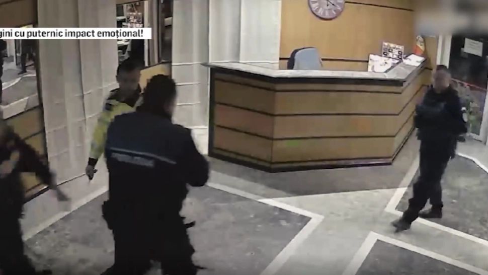 Polițiști/ Captură video