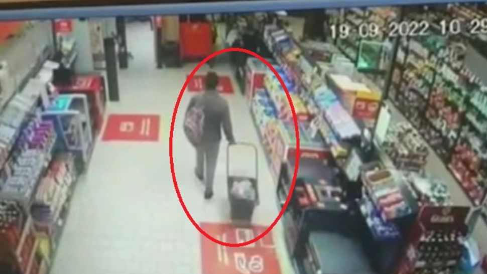 Furt supermarket/ Captură video 