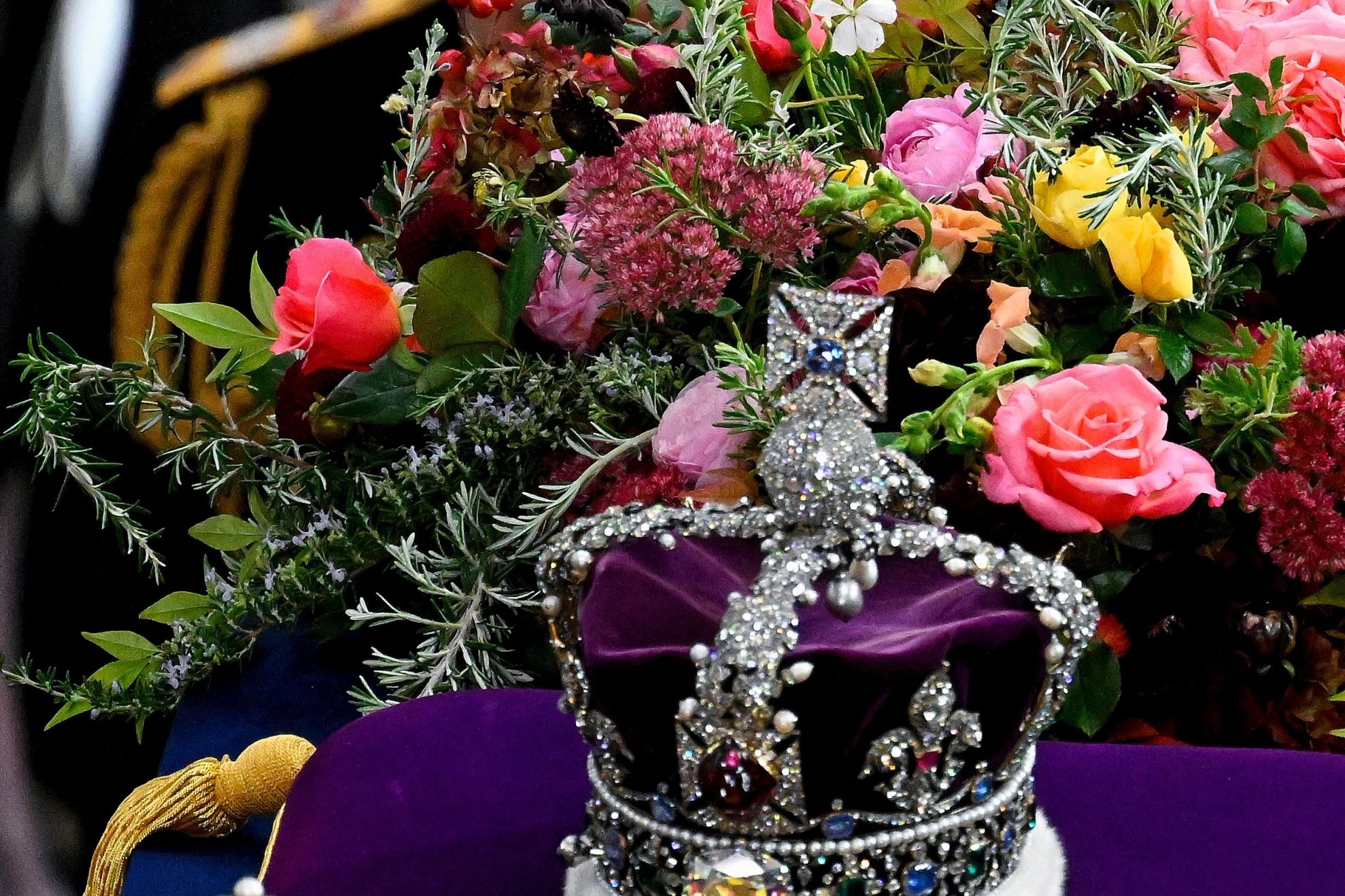 Regele Charles al III-lea la funeraliile mamei sale, Regina Elisabeta a II-a (foto: Profimedia)