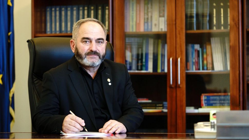 Aurel Bălășoiu, acuzat de sex cu un minor