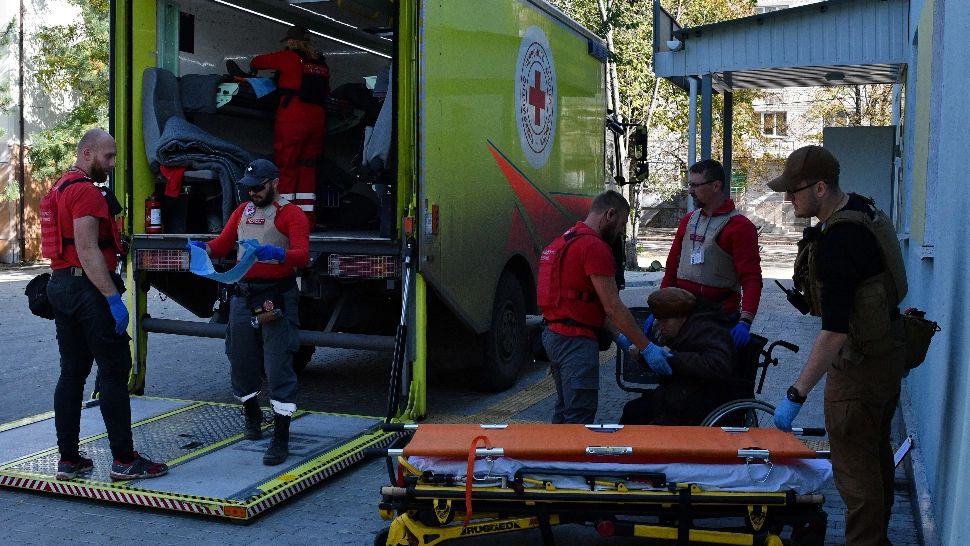 Crucea Roșie părărește Ucraina. Foto/Profimedia