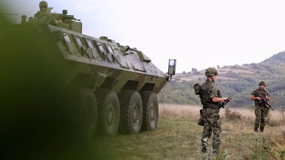Soldați sârbi în zona de graniță spre Kosovo (2021 - Profimedia)