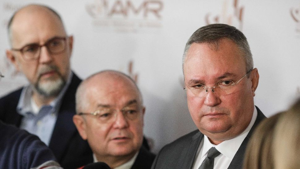 Nicolae Ciucă, Emil Boc și Kelemen Hunor, după ședința AMR Foto: INQUAM/Sabin Cirstoveanu