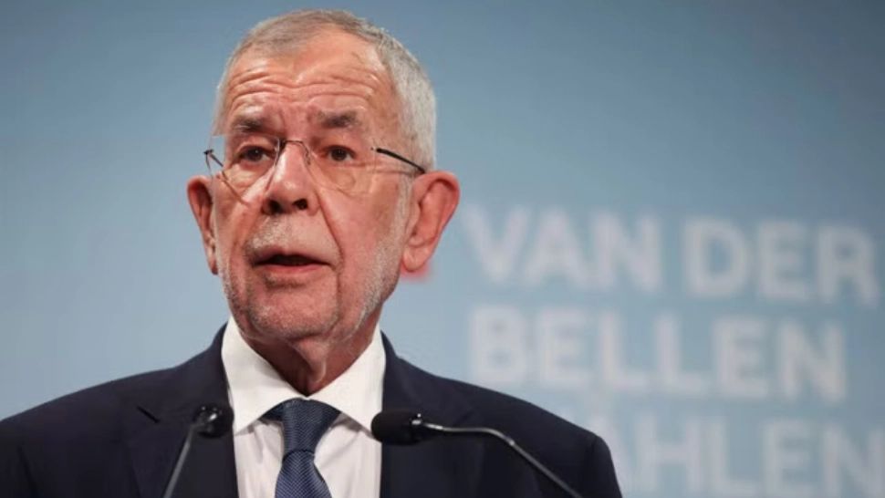 Alexander Van der Bellen