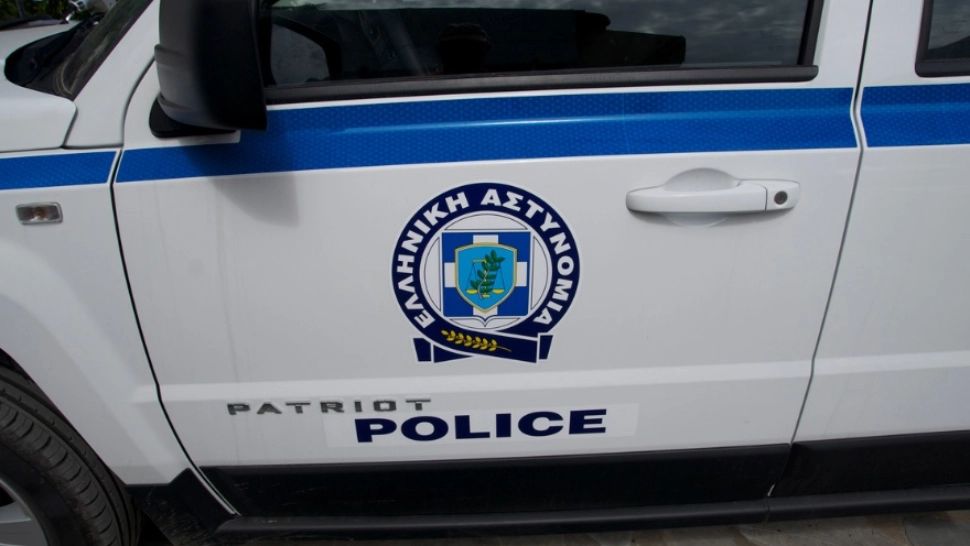 Stare de alertă în Grecia: două mașini ale Ambasadei Italiei, vizate de dispozitive explozive 
