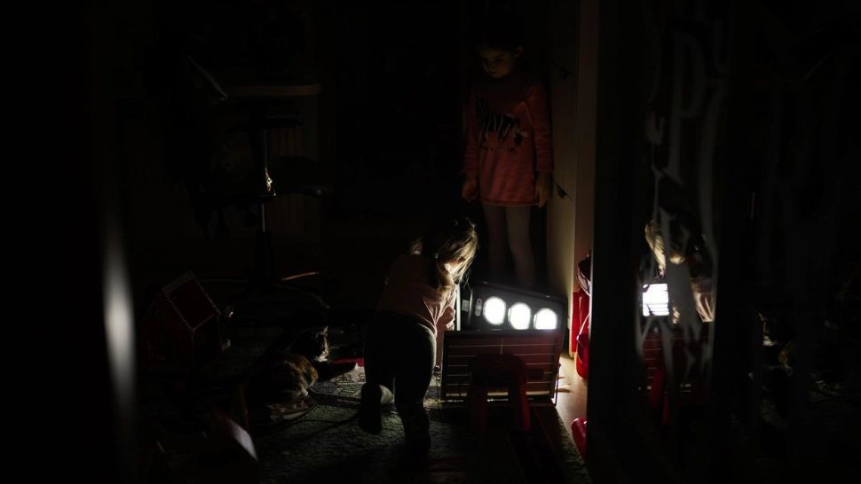 AJUTOR de la Bruxelles în războiul din Ucraina: 800 de generatoare livrate, după bombardamentele rușilor Foto: Profi Media