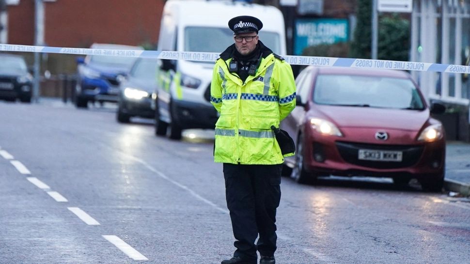 A condus timp de 70 de ani fără permis și fără niciun act al mașinii. Greșeala care l-a dat de gol