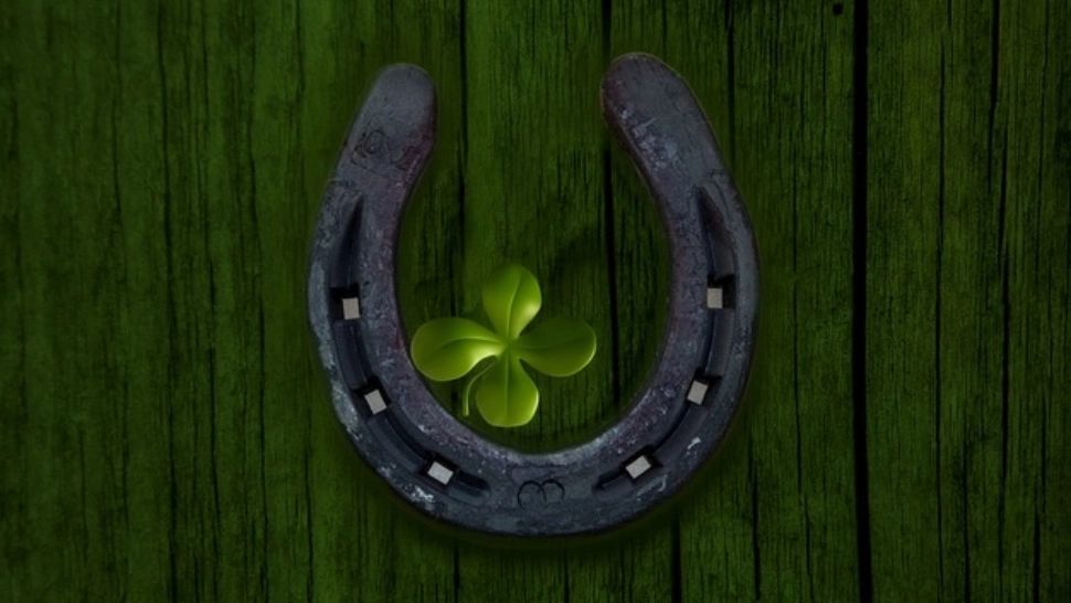 Zodiile care se îmbogățesc pe final de an - plouă cu bani, succes de răsunet în carieră